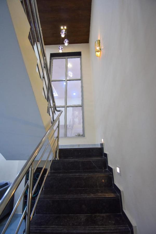 הוילה לונבלה Beauty And The Beast 4Bhk מראה חיצוני תמונה