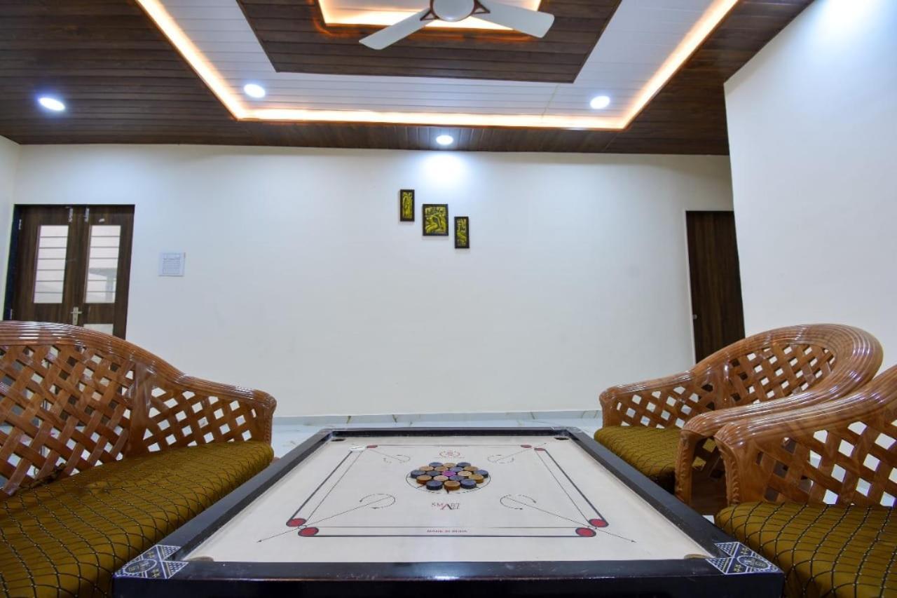 הוילה לונבלה Beauty And The Beast 4Bhk מראה חיצוני תמונה